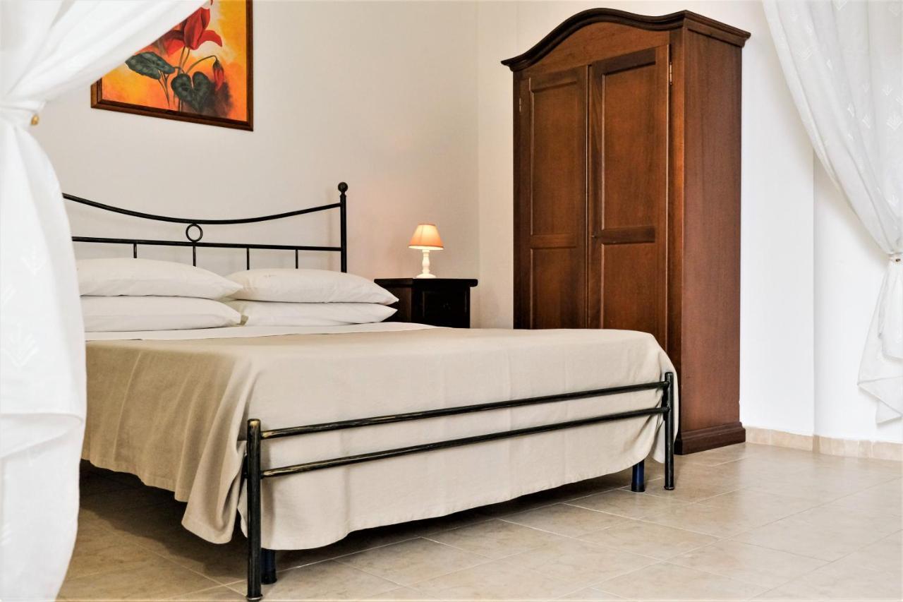 Terra D'Otranto Bed & Breakfast Uggiano La Chiesa Exterior foto